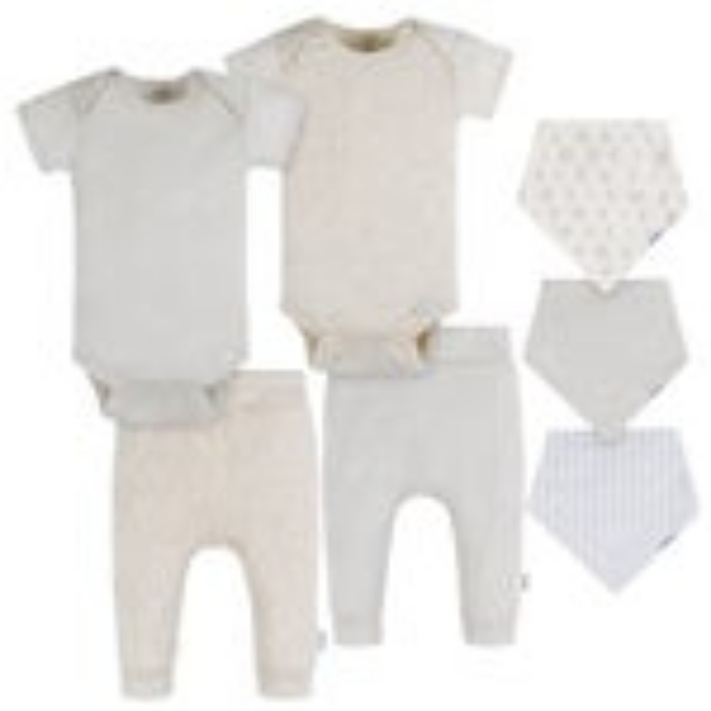 Gerber Baby 7-piece Set with Bibs